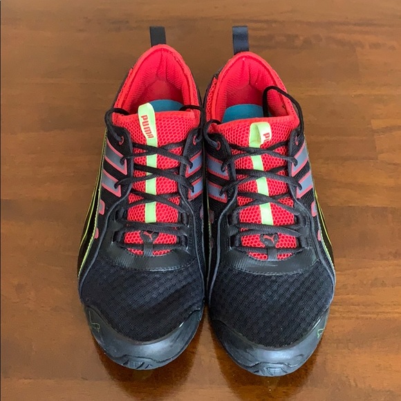 how tight running shoes